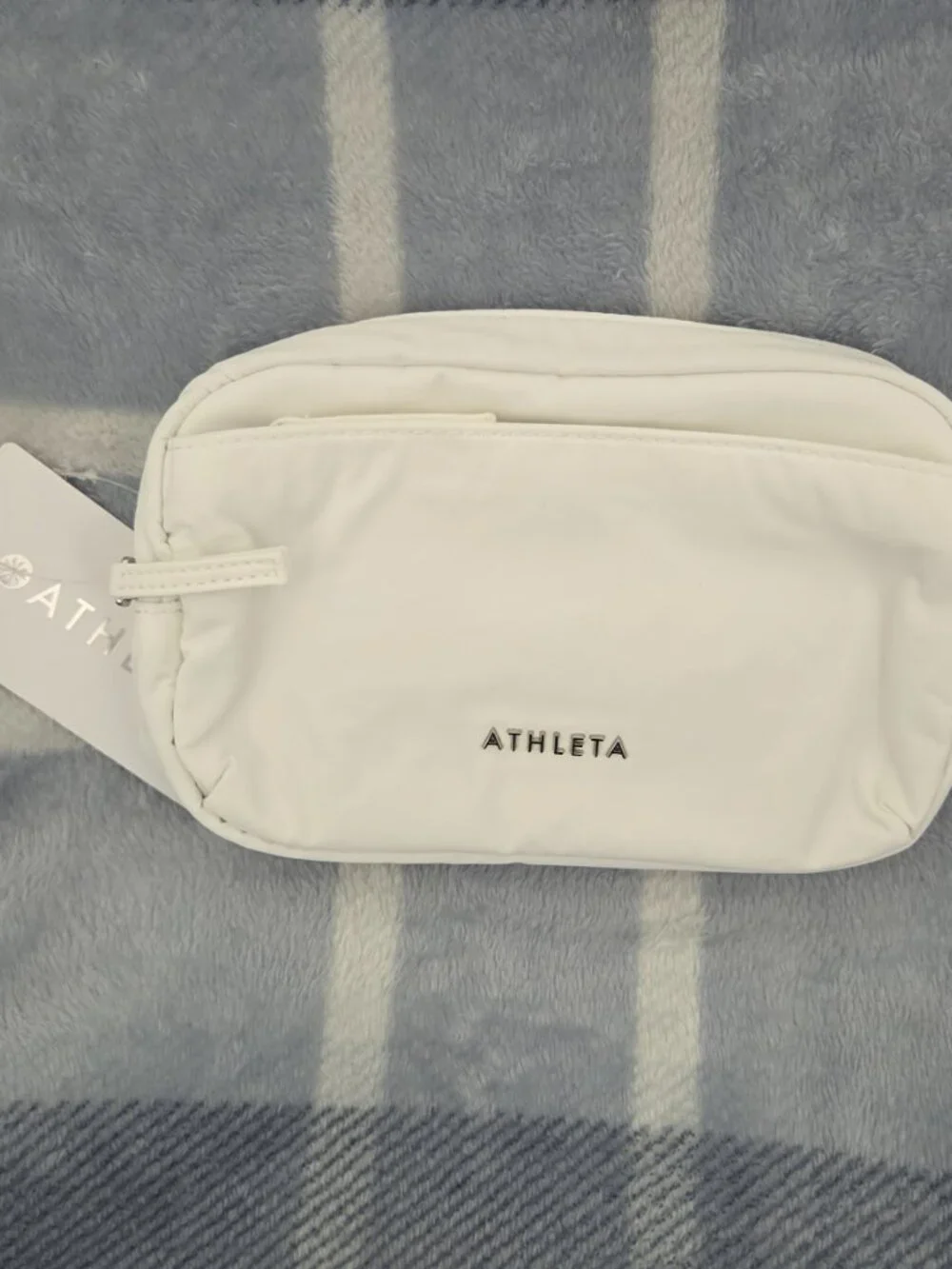 Athleta, All About Crossbody Belt Bag Color, White, NWT